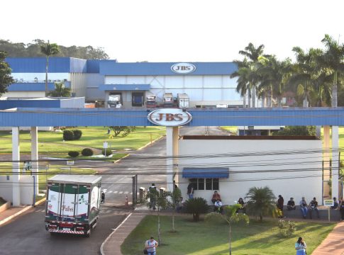 Frigoríficos de MS suspendem vendas para Carrefour, Atacadão e Sam’s Club