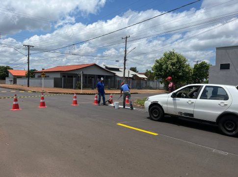 Serviço de sinalização nas ruas recapeadas tem continuidade nesta semana