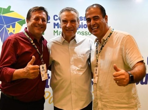 Evaldo e Pinduca participam do Congresso de Municípios