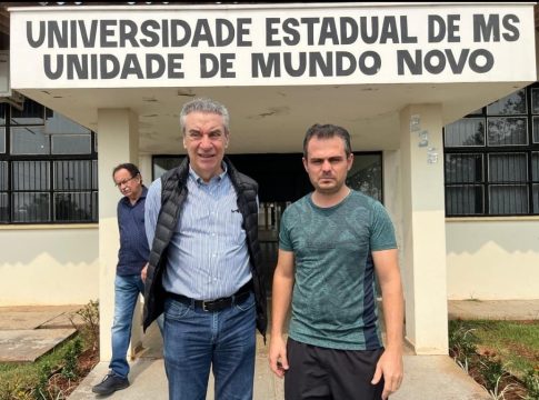 Paulo Corrêa comemora Medicina Veterinária em Mundo Novo