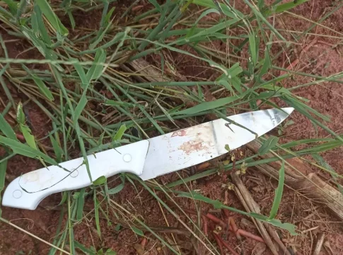 Mulher é morta com dez facadas na Aldeia Porto Lindo