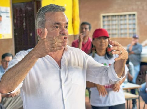 Vander assegura a pré-candidatura ao Senado após pedidos de Lula e da base