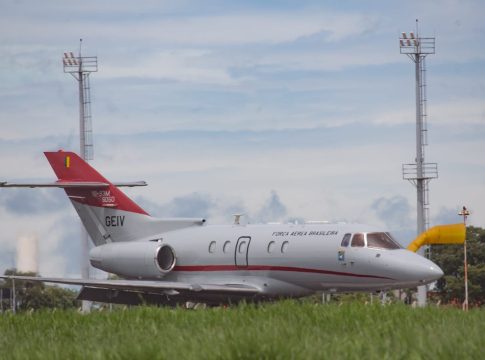 Aeronáutica realiza voo de inspeção no Aeroporto regional de Dourados