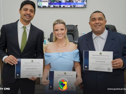 Eleitos são diplomados em Guaíra