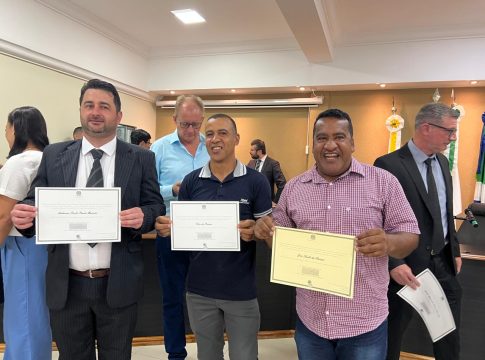 Miro recebeu o sexto diploma. Saulinho o quinto