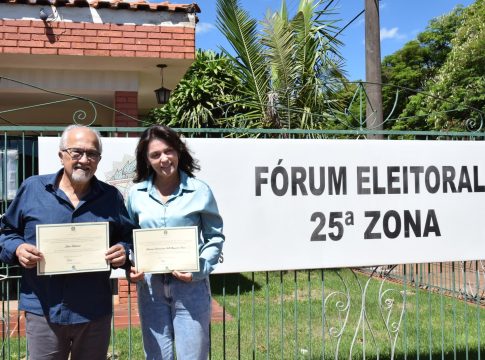 Dr. Lídio e Patrícia são diplomados