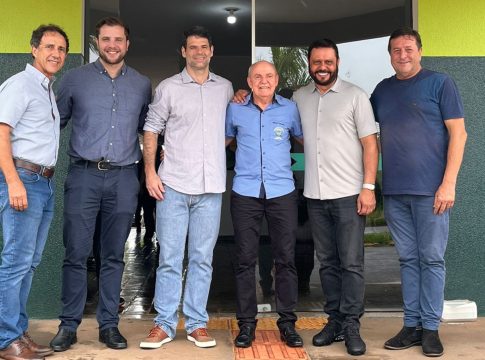 Secretário Estadual de Fazenda Flávio César visita unidades da COACON e da COFIMT em Naviraí e Mundo Novo