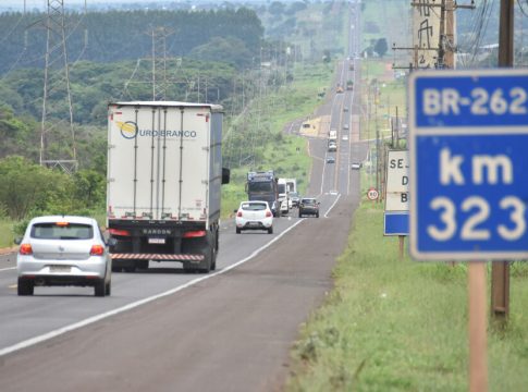 Ministro anuncia leilão da Rota da Celulose e BR-163 para maio