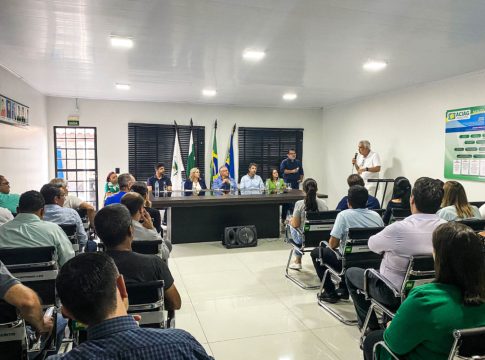 Empresários e lideranças debatem invasões de terras em Guaíra