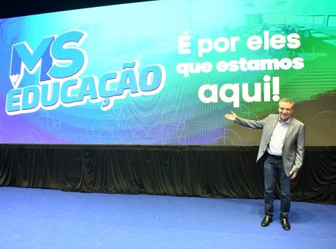 Deputado Paulo Corrêa prestigia lançamento do MS Educação