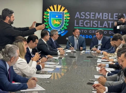 Riedel cria novos projetos de auxílio a mulheres