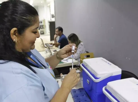 Vacina da gripe ficará disponível o ano todo para crianças, idosos e gestantes