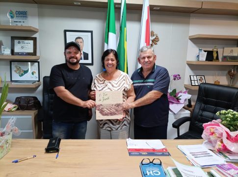 Prefeita Rosária recebe empresário do setor de arroz