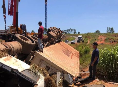 Aldeia Porto Lindo protege carga para evitar saque