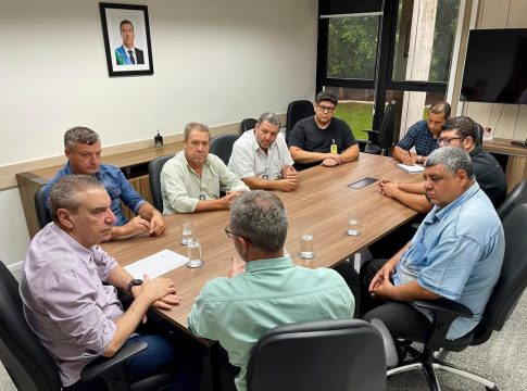 Paulo Corrêa recebe lideranças de Amambai e Sete Quedas