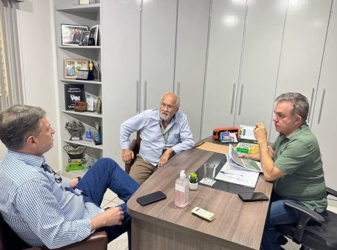 Prefeito Dr. Lídio busca apoio para revitalizar Parque Aquático Piray