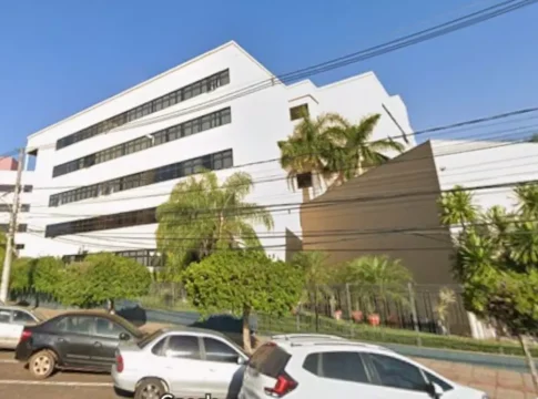 Funcionário de terceirizada é flagrado se masturbando no telhado do Fórum de Campo Grande