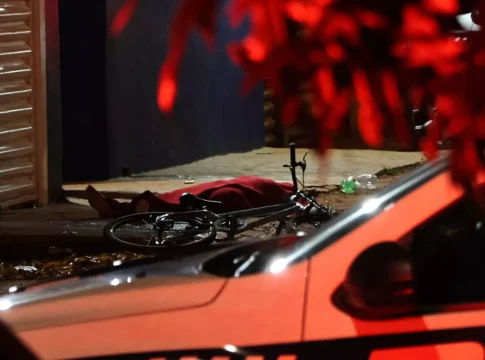 Morador é executado por dupla em motocicleta no Parque do Lageado