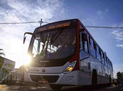 Passageiro pede indenização após sofrer assalto em ônibus do Consórcio Guaicurus