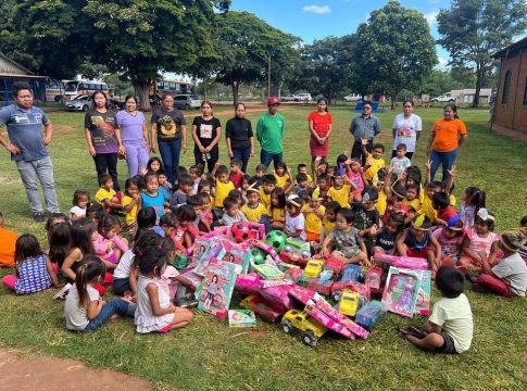 Educação com carinho: brinquedos são entregues a alunos da Rede Municipal em Japorã
