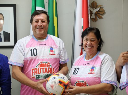 Entrega dos uniformes para o time da Assomasul 2025