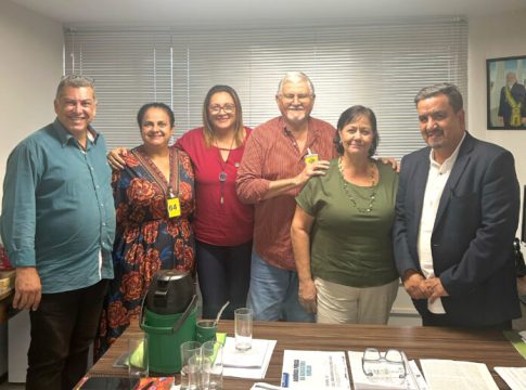 Prefeita Rosária se reúne com Superintendente do INCRA para tratar da regularização da área da MILA