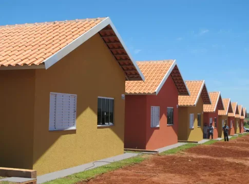Golpistas se passam por servidores e oferecem imóveis falsos nas redes sociais