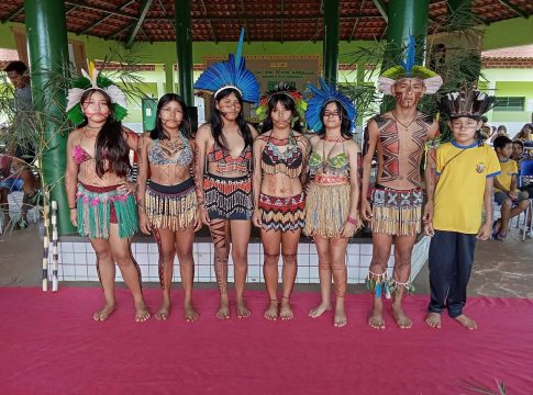Japorã – Para abrir a Semana dos Povos Indígenas, escolas deram show de cultura e identidade