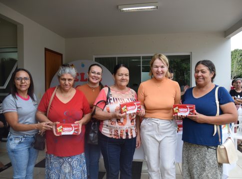 Assistência Social de Iguatemi entrega caixas de chocolates para as famílias do PAIF, em comemoração da Páscoa