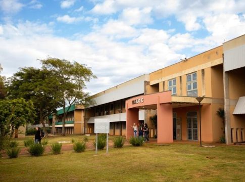 Vestibular gratuito para 60+ está com inscrições abertas em MS