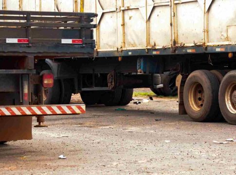 Homem tem cabeça esmagada por carreta no Noroeste em Campo Grande