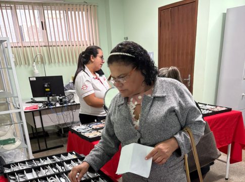 Secretaria de Saúde de Guaíra realiza o dia da escolha de óculos para 255 pessoas