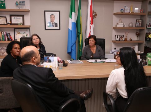Coordenadoria da Mulher realiza reunião com a prefeita Rosária e Coordenador-Adjunto Estadual da Polícia Comunitária