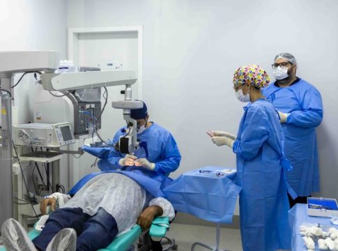 Cirurgias de catarata e exames oftalmológicos são realizados com verbas próprias em Naviraí