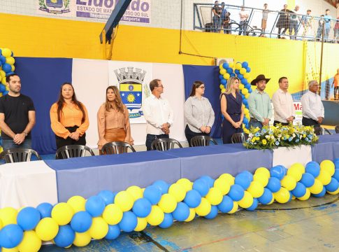 Ato Cívico marca comemoração dos 49 anos de Eldorado com grande participação popular