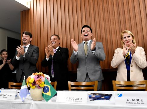 Senador Nelsinho Trad reúne prefeitos de MS e reforça compromisso com o municipalismo