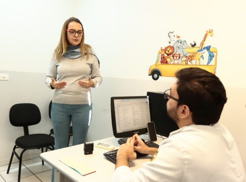 Gerência de Saúde de Naviraí entrega novo consultório no ESF “Gabriel Valério de Souza”