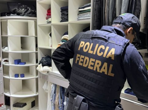 Operação da PF em Guaíra e outras cidades deteve sete pessoas e apreendeu até helicóptero