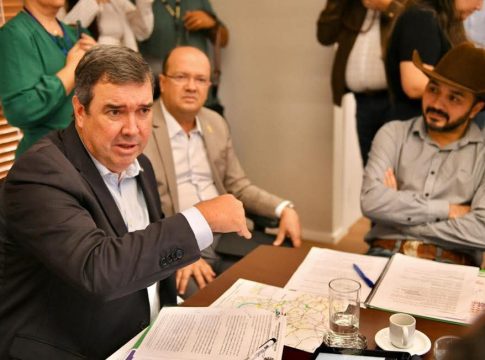 Governador garante 100% de asfalto em Tacuru