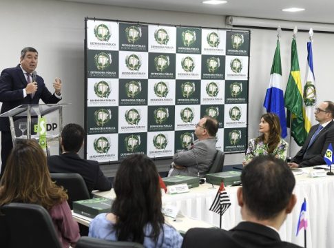 Em encontro com defensores públicos, Governo de MS defende inclusão e combate a extrema pobreza