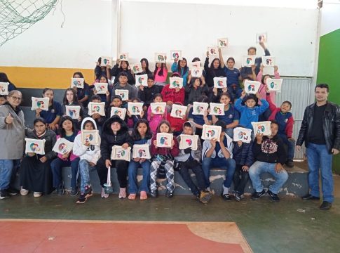 Oficina de tapeçaria em alto-relevo promove arte e criatividade nas escolas de Japorã