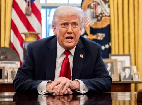 Irredutível: Trump avisa que tarifaço é realidade e passa a valer 1º de agosto