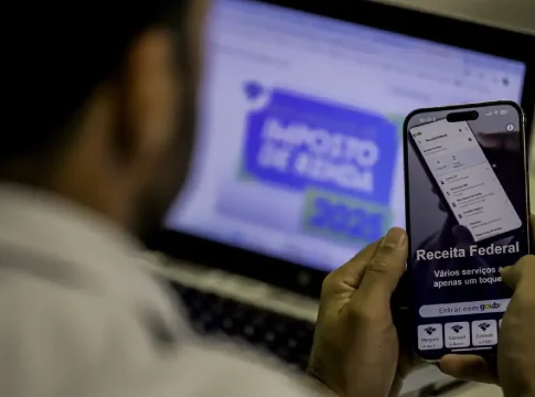 Receita paga penúltimo lote de restituição do Imposto de Renda nesta sexta-feira