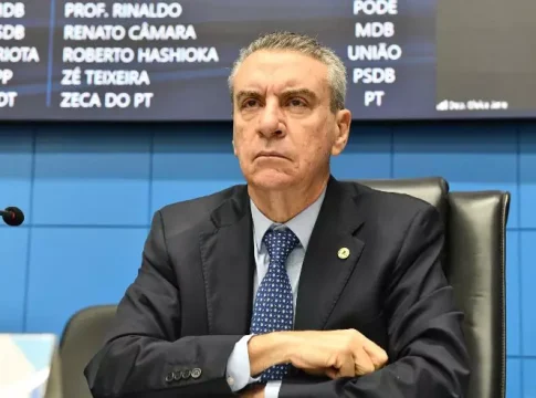 “Quem fere a inocência de uma criança é capaz de qualquer coisa”, diz Paulo Corrêa sobre a morte da menina Emanuelly