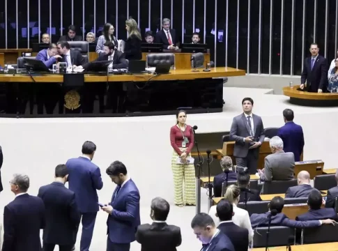 Deputado de MS está entre os que mais pediu reembolso médico
