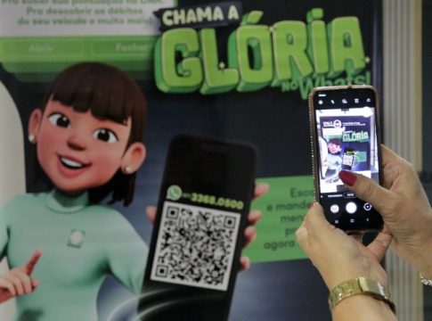 Glória, atendente virtual do Detran-MS, começa a enviar mensagens proativas ao cidadão no WhatsApp