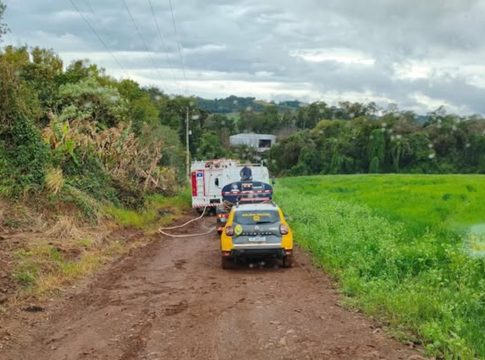 Filho tenta salvar mãe de 92 anos e ambos morrem em incêndio em residência no PR