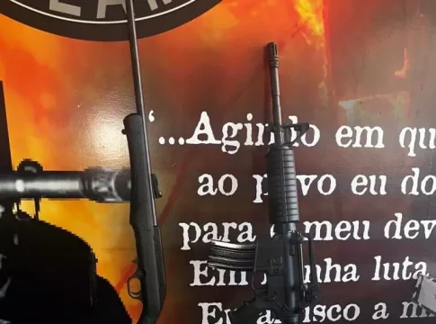 Homem oferece R$ 50 mil “pela cabeça” da ex e tem arsenal apreendido