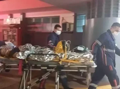 Família acredita que jovem foi assassinado por engano no lugar de amigo