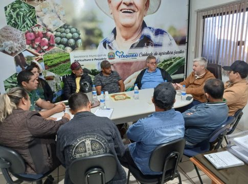 Agricultura de Itaquiraí viabiliza adubo foliar e sementes de milho para pequenos produtores